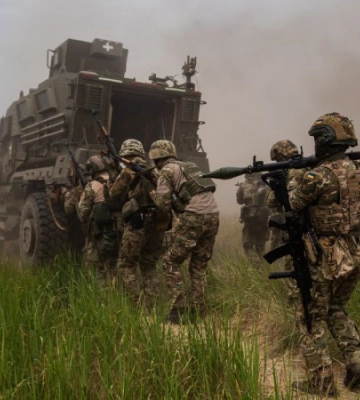 Українська армія перехопила стратегічну ініціативу на Бахмутському напрямку, вибиває ворога з його позицій, – Генштаб