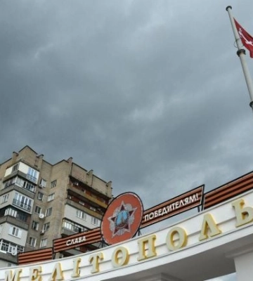 В оккупированном Мелитополе рашисты массово задерживают детей с проукраинской позицией - угрожают депортацией