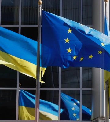 &quot;Четкий сигнал Украине и РФ&quot;: ЕС готовит для Киева проект &quot;обязательств по безопасности&quot;, – FT