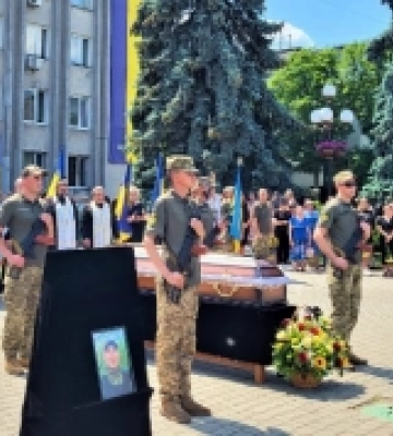 У Ковелі провели в останню путь загиблого Олександра Стольніцького