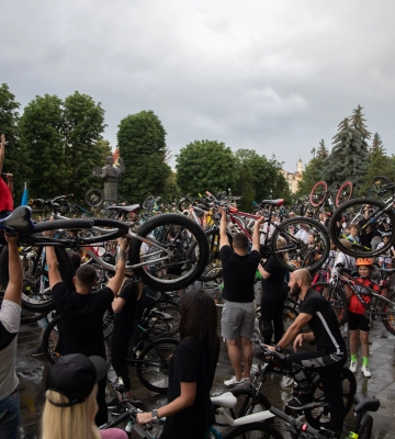 Благодійний Big City Ride відбувся в Ужгороді