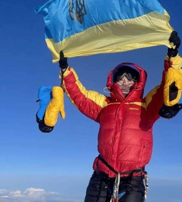Альпіністка з Дніпра успішно підкорила найвищу гору Північної Америки (Фото)