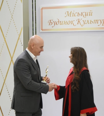 Релокований університет з Луганська вдруге випустив дипломованих медиків на Рівненщині