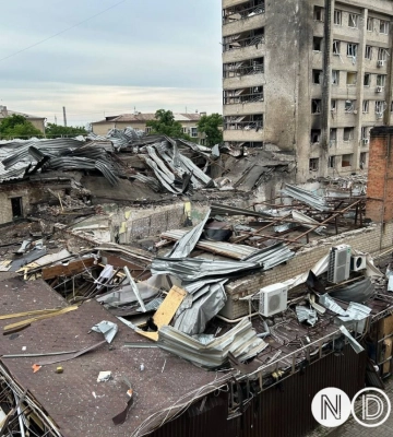 Поліція опублікувала відео перших хвилин після російського удару по кафе в Краматорську