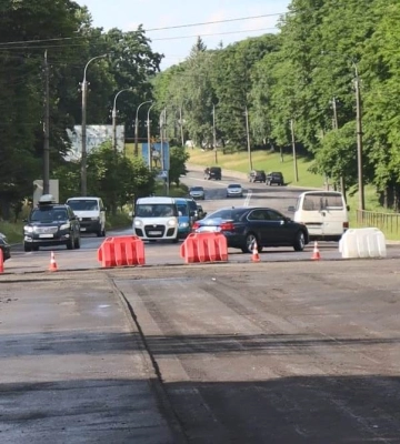 Придумали, як у Рівному довести людей додому без годинного затору