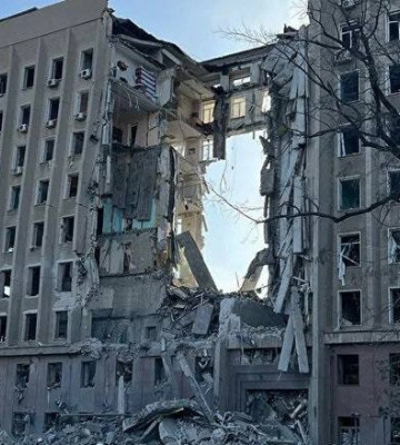 Для відпочинку і пам&amp;#039;яті про війну: на місці зруйнованої будівлі ОДА у Миколаєві може з’явитись громадський простір