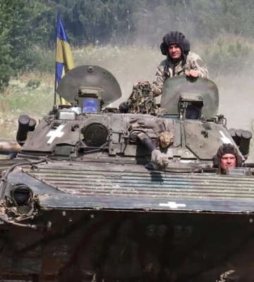 На трьох напрямках тривають важкі бої: яка ситуація на фронті