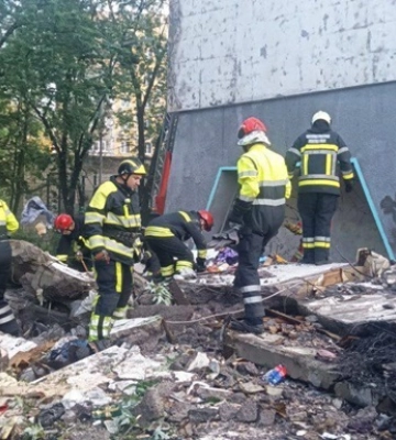 Під завалами у Києві виявили третю жертву вибуху
