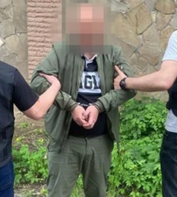 СБУ затримала інформатора ГРУ: наводив ракети на бази з &quot;Леопардами&quot; та &quot;Бредлі&quot;. Фото