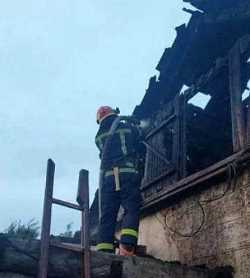 У Криворізькому районі горів приватний будинок