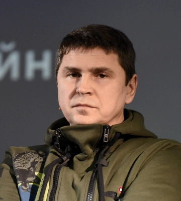 "Украина больше соответствует ценностям ЕС": Подоляк раскритиковал Венгрию за поддержку РФ