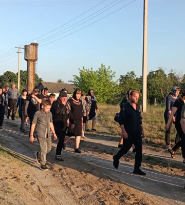 Плаче все село. Додому на рідне Полісся на щиті повернувся Віктор Домановський (ФОТО)