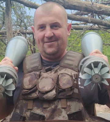 Без батька залишились двоє юних синів: на ворожій міні підірвався Герой з Волині Ігор Паламар