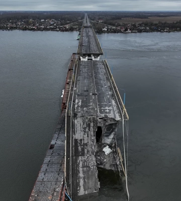 В районі Антонівського мосту на Херсонщині тривають бої, — Гуменюк