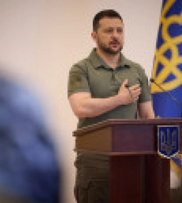 Зеленский в Одессе: посетил раненых воинов и вручил награды
