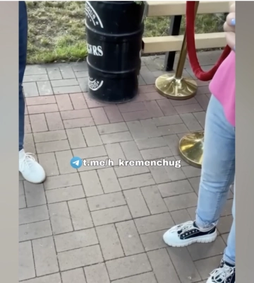 На Полтавщині військового, який був у формі, не пускали до закладу випити кави