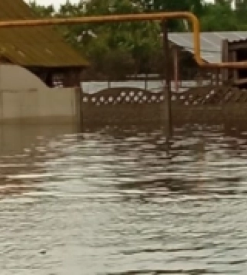 У Голій Пристані на вулицях досі стоїть вода - ОВА
