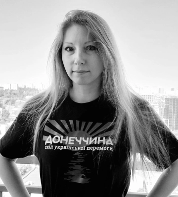 Российская атака на Краматорск: от ранений умерла украинская писательница Виктория Амелина
