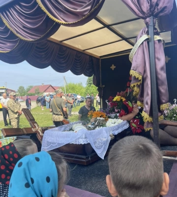На Рівненщині попрощалися з трьома загиблими воїнами