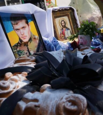 Гайворонська громада попрощалась із загиблим на війні з росією воїном 