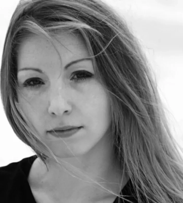Прощання з Вікторією Амеліною відбудеться 4 липня в Михайлівському Золотоверхому соборі. Похорон — 5 липня у Львові