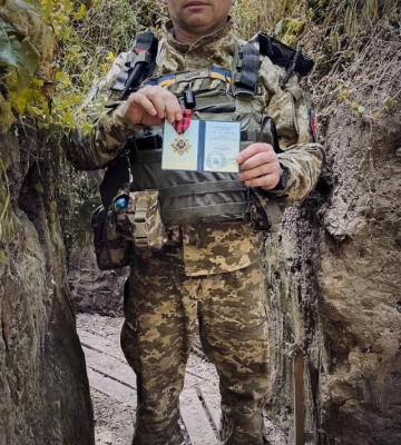 Військового з Кіровоградщини Головнокомандувач ЗСУ нагородив «Золотим хрестом»