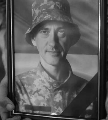 У Луцьку попрощалися з загиблими на Донеччині бійцями Сергієм Семенюком та Олександром Цвидом