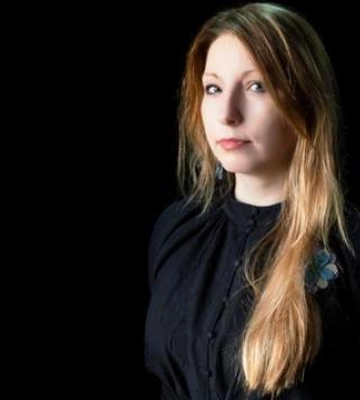 &quot;Щоразу ведуть на розстріл&quot;: проникливі вірші Вікторії Амеліної про війну