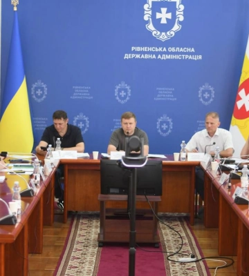 "Продовжуємо посилювати оборонні рубежі" - начальник Рівненської ОВА провів нараду за результатами Ставки Президента