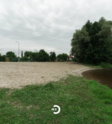 (Не) комфортний відпочинок біля води. Огляд міських пляжів Полтави 