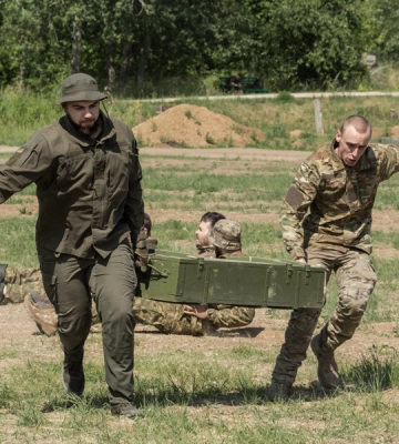 Нацгвардійці бригади «Спартан» вдосконалюють свою фізичну міць