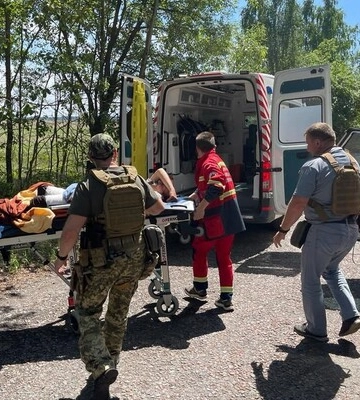 На Чернігівщині російські снаряди прилетіли в центр села, постраждали люди