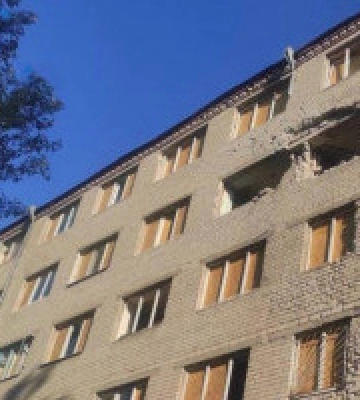 Окупанти вранці вдарили по Херсону, пошкоджено житлові будинки: дві людини загинули. Фото