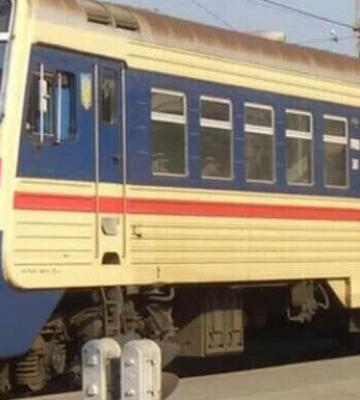 Електричка, яка курсує з Дніпропетровщини на Донеччину, продовжила свій маршрут