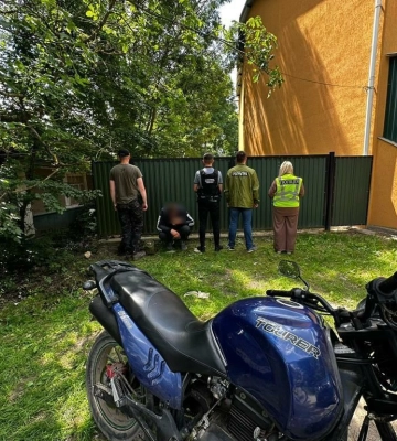 Планував переправляти ухилянтів мотоциклом до Молдови: прикордонники затримали зловмисника