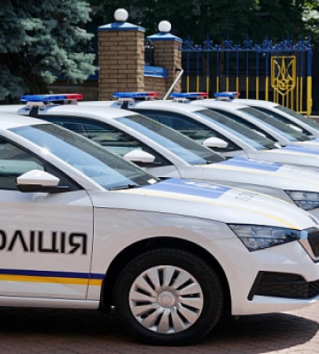 Криворізькі правоохоронці отримали від міста 10 автомобілів