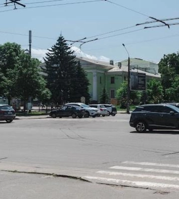 Презентували проєкт паркування у межах центральної частини Полтави