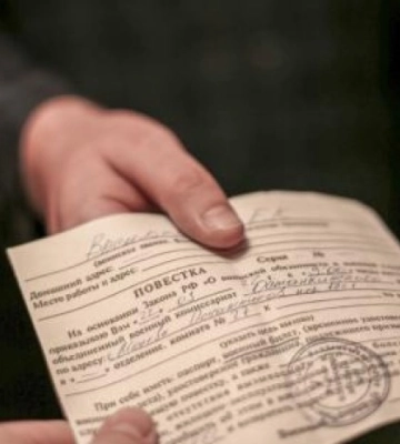 «Ніхто нікого не ловив»:  на сесії Львівської облради депутатам вручили повістки