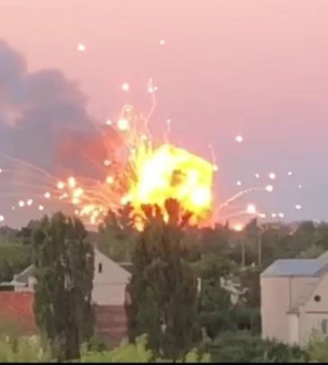ВСУ подорвали склад боеприпасов противника в Макеевке – СтратКом