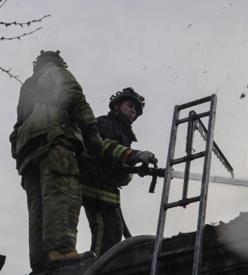 Окупанти обстріляли обʼєкт критичної інфраструктури та школу на Херсонщині: випустили 465 снарядів
