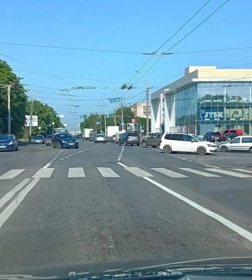 Біля «Лучеська» виправили проблемну дорожню розмітку: що змінилося