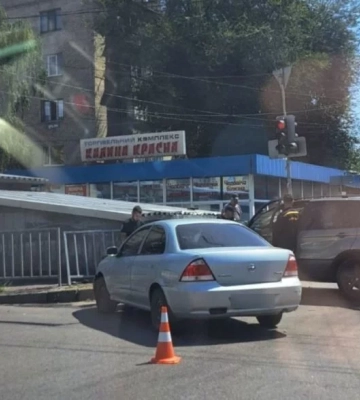 Рух частково ускладнено: подробиці аварії на Слобожанському проспекті у Дніпрі