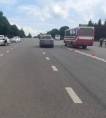 На Волині автобус збив двох дітей