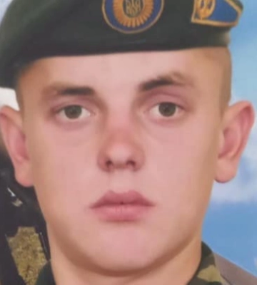 16 місяців важких боїв: на Волині прощатимуться із молодим Героєм Олександром Карпуком