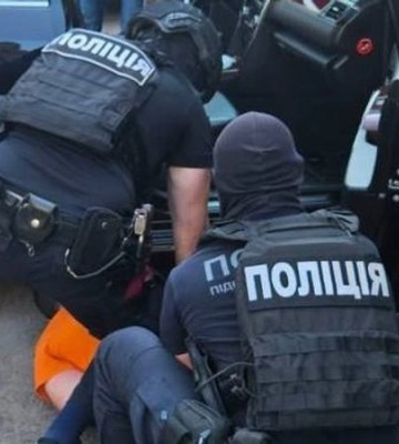 У Дніпропетровській області угруповання обдурило понад 100 осіб, які збирали кошти на допомогу ЗСУ