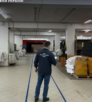 На Кіровоградщині викрили масштабне виробництво контрафактного «брендового» одягу 