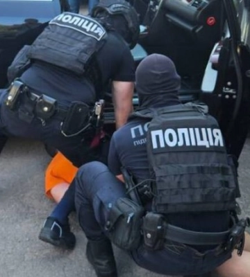 У Дніпропетровській області угруповання обдурило понад 100 осіб, які збирали кошти на допомогу ЗСУ
