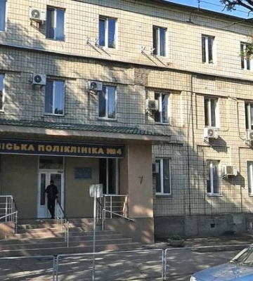 У Миколаєві відремонтують поліклініку на Адміральській, яка постраждала через обстріли РФ