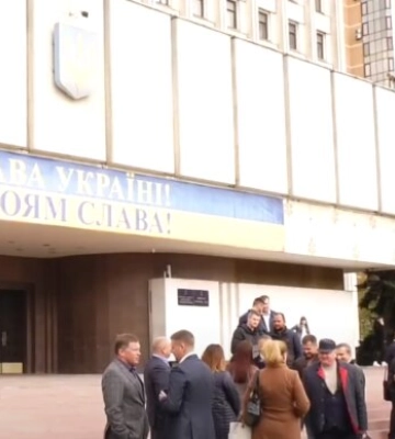 Сайт за миллион гривен: Киевский облсовет нашел куда выбросить деньги в разгар войны
