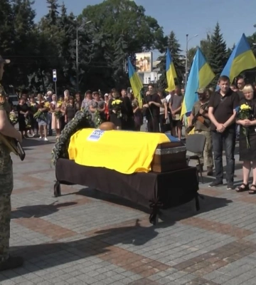 Загинув 30 червня на Донеччині: у Рівному попрощалися з 36-річним військовим Любомиром Кирильчуком (ВІДЕО)